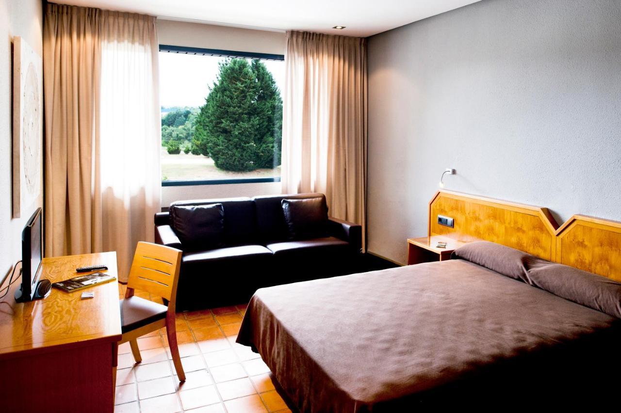 As Hoteles Altube Zuia Bagian luar foto